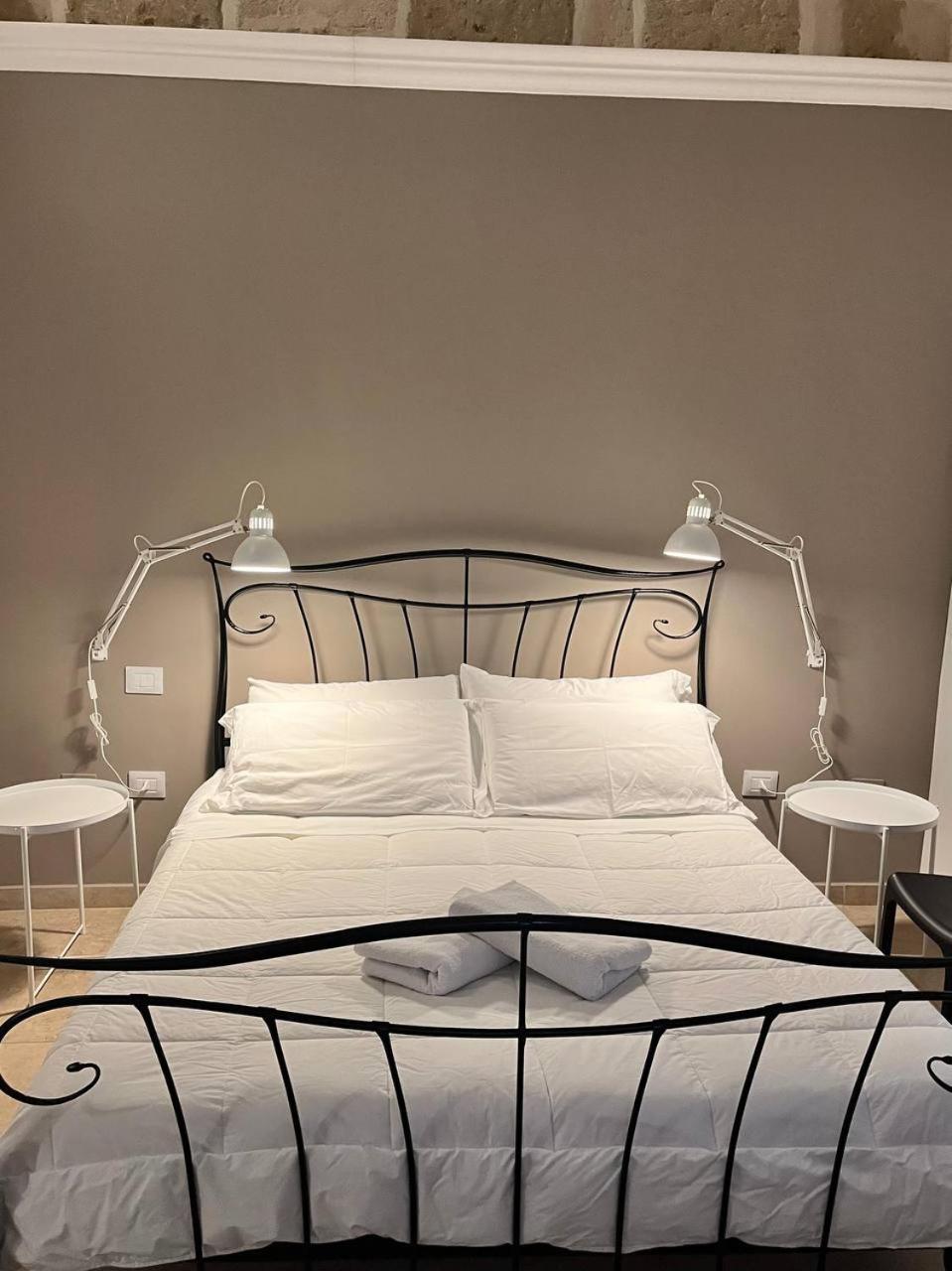 Bien-Etre Exclusive Apartment Taranto Ngoại thất bức ảnh